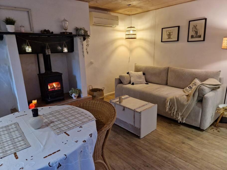 Petit Cottage Breton Saint-Mayeux エクステリア 写真